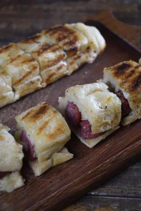 PÃO DE ALHO RECHEADO COM LINGUIÇA